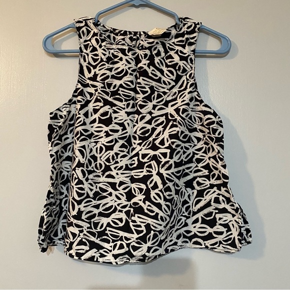 KATE SPADE Sunglasses Prints Top and Skorts Set - Picture 5 of 16